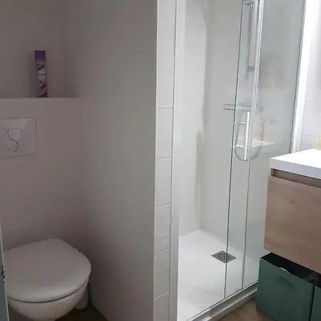 Petit Pavillon St Pierre *