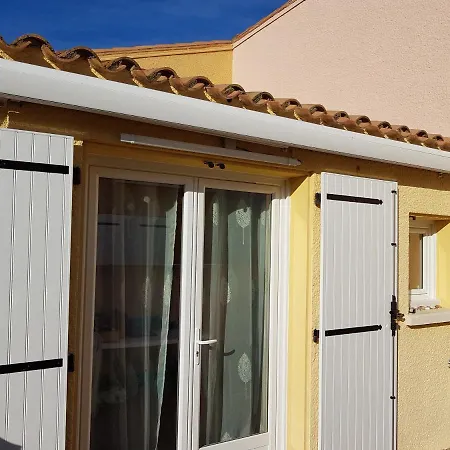 Petit Pavillon St Pierre