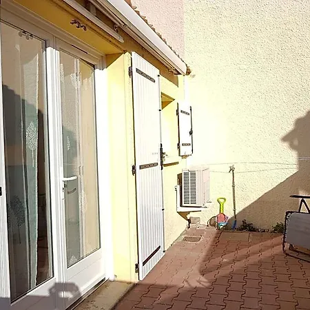 Petit Pavillon St Pierre