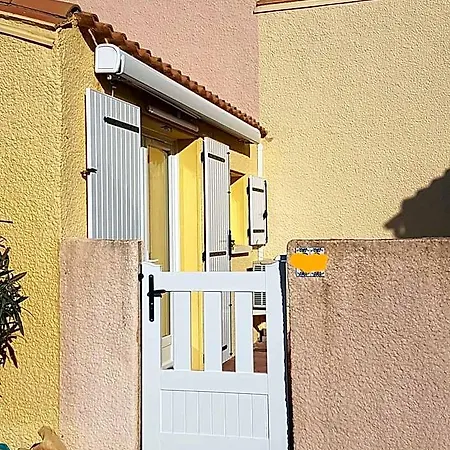 Petit Pavillon St Pierre *