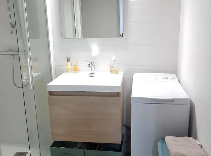 Petit Pavillon St Pierre